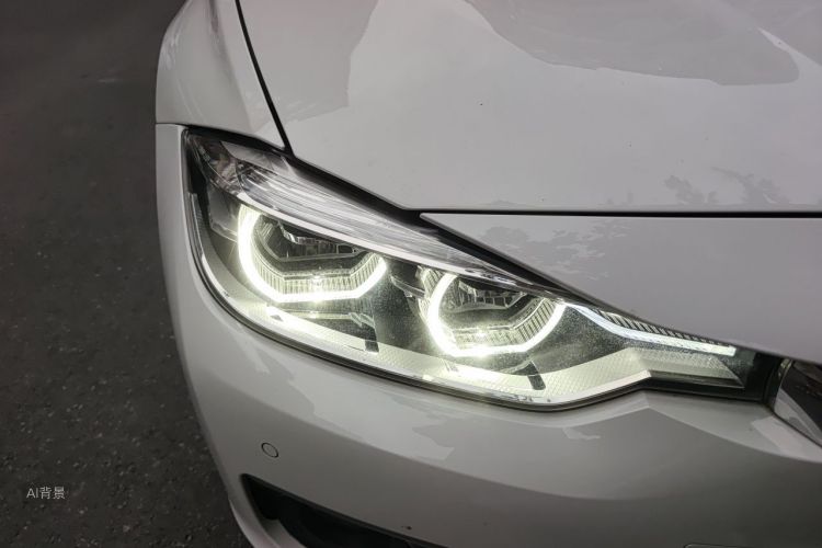 BMW 3 Series 2018 #8 BMW 3 Series 2018 car image #8