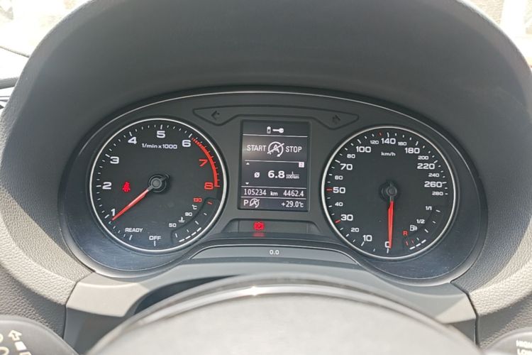Audi A3 2016 car image #12