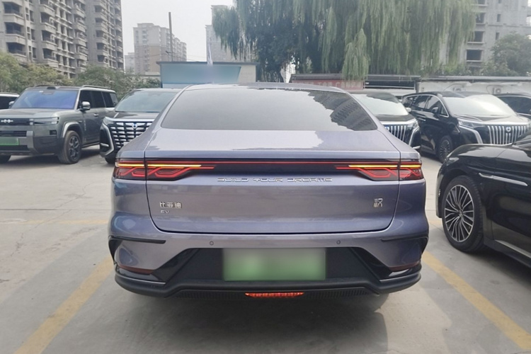 BYD Han 2024 #6 BYD Han 2024 car image #6