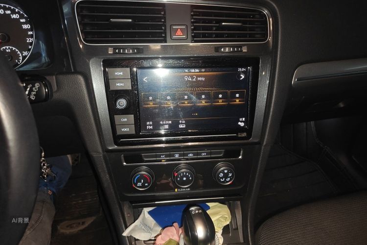 Volkswagen Golf 2019 #15 Volkswagen Golf 2019 car image #15