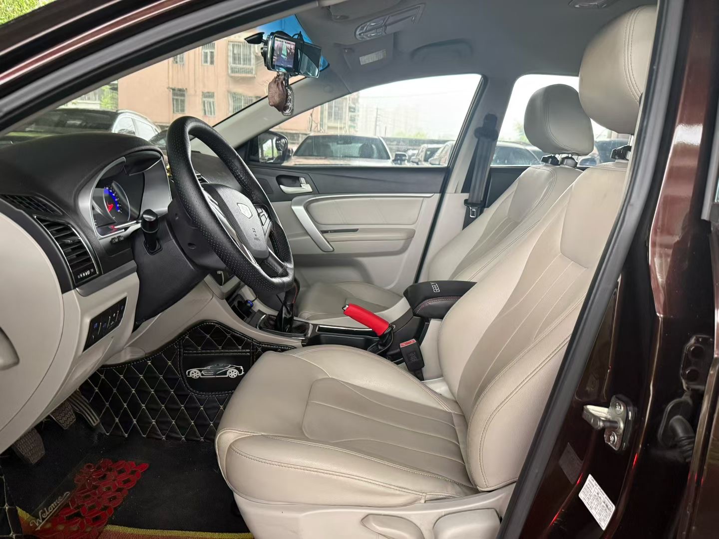 GEELY Emgrand 2016 car image #5