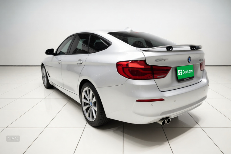 BMW 3 Series GT 2019 #5 BMW 3 Series GT 2019 car image #5