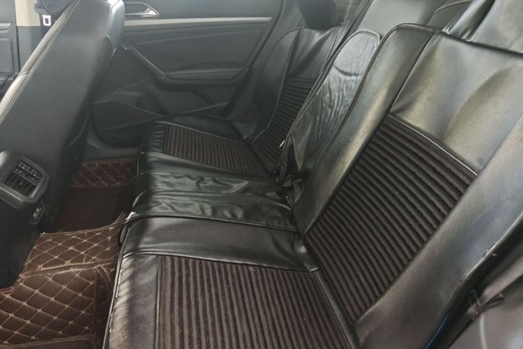 Volkswagen Lavida 2019 car image #13