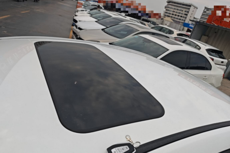 GEELY Emgrand 2021 car image #25