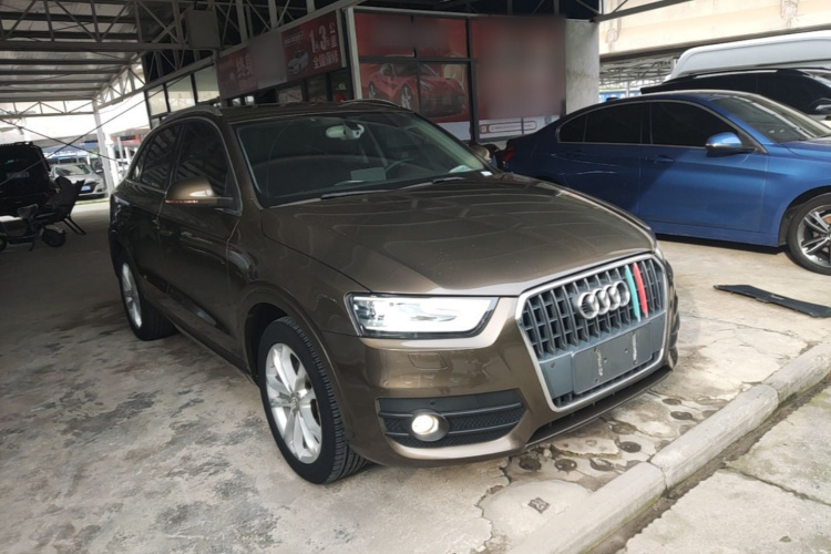 Audi Q3 2016 car image #4