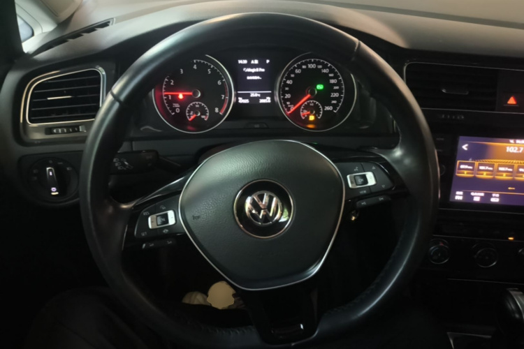 Volkswagen Golf 2019 #11 Volkswagen Golf 2019 car image #11