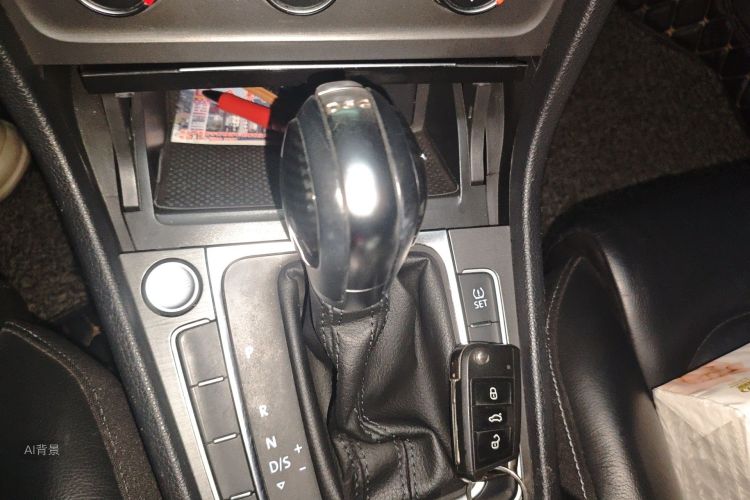 Volkswagen Golf 2015 immagine di auto #16