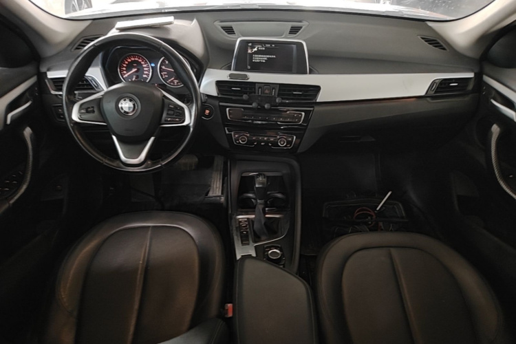 BMW X1 2016 car image #10