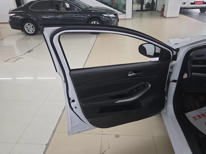 Chery Arrizo 5 2023 car image #9