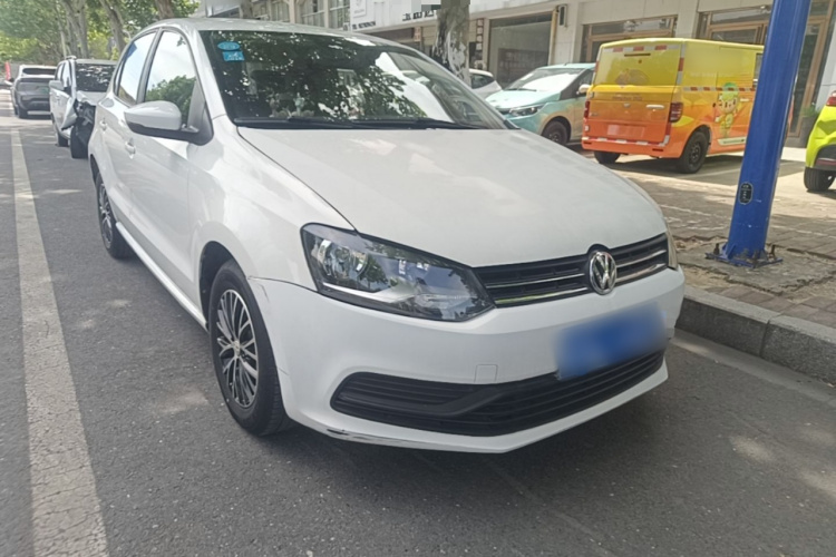 Volkswagen Polo 2017 car image #4
