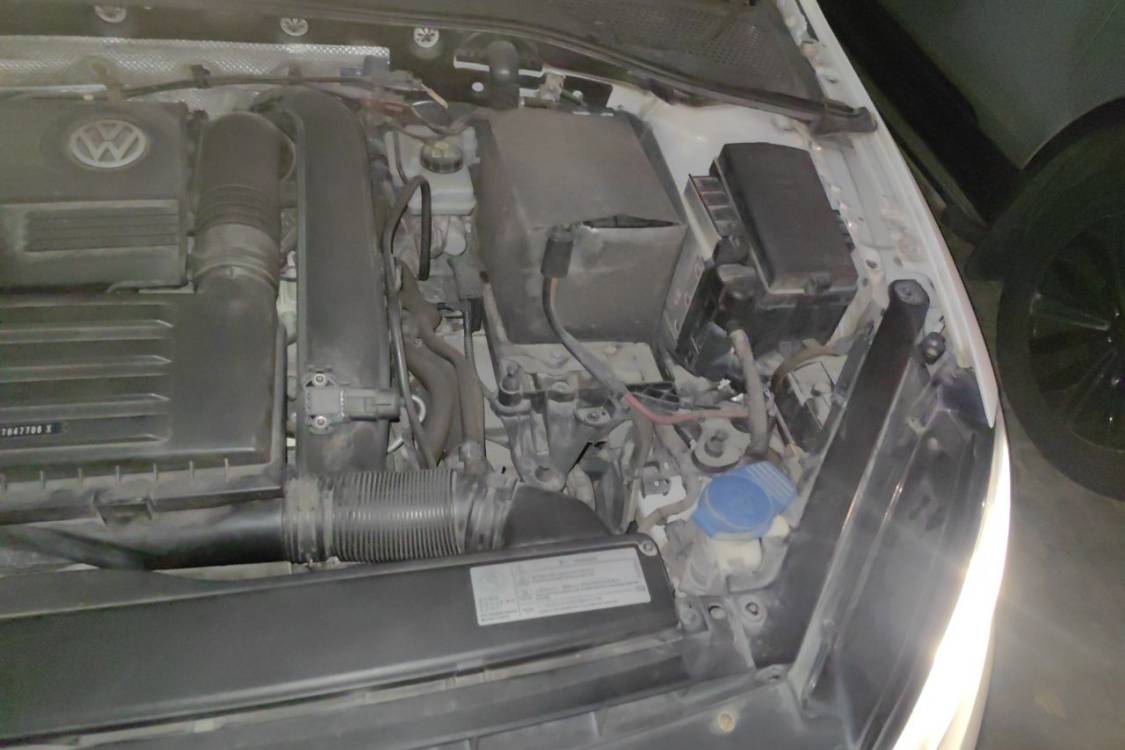 Volkswagen Golf 2015 car image #12