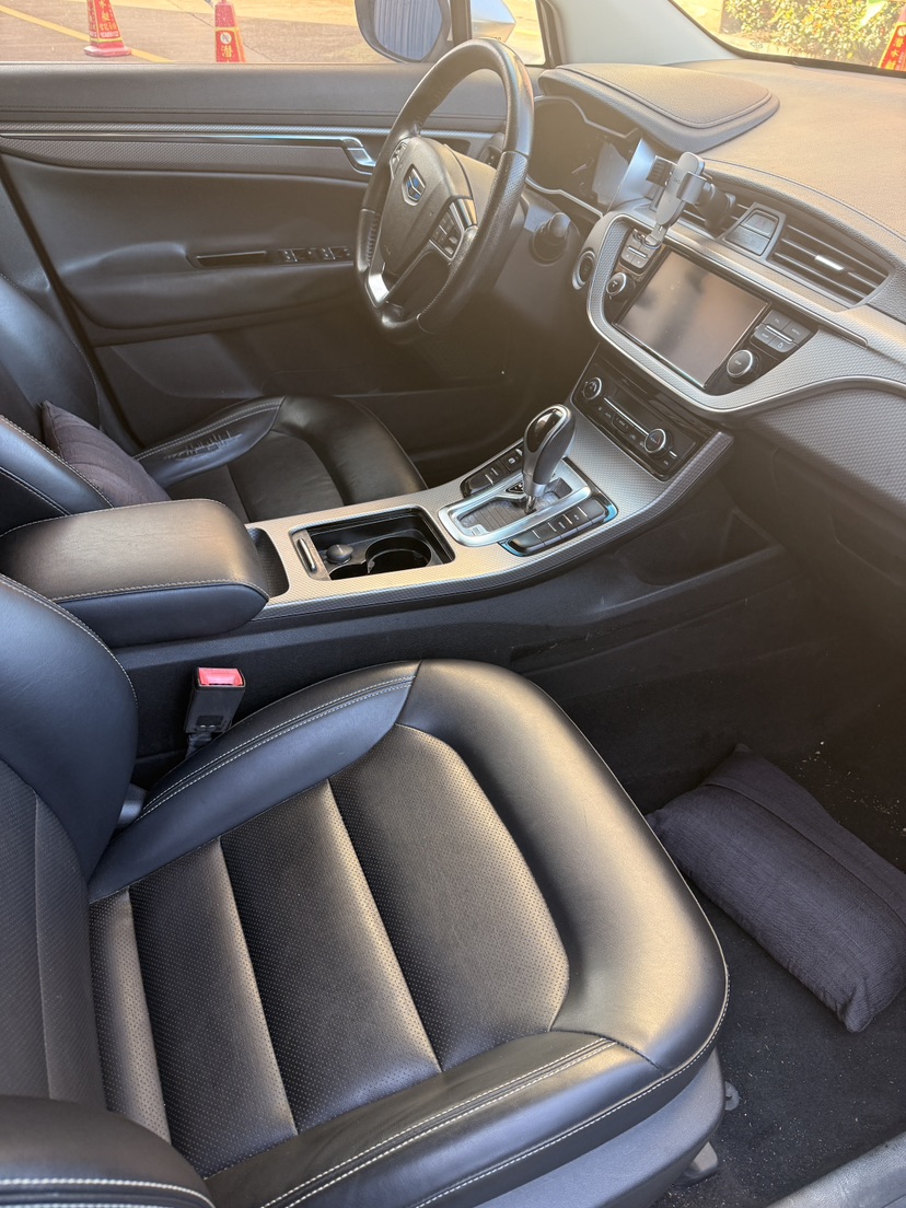 GEELY Emgrand GS 2017 #8 GEELY Emgrand GS 2017 صورة سيارة #8