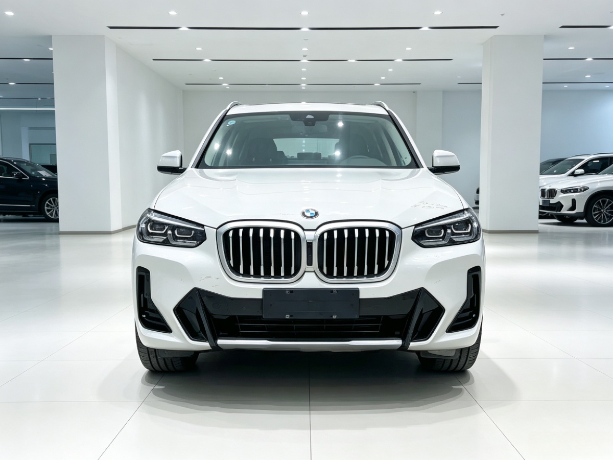 BMW X3 2022 car image #2