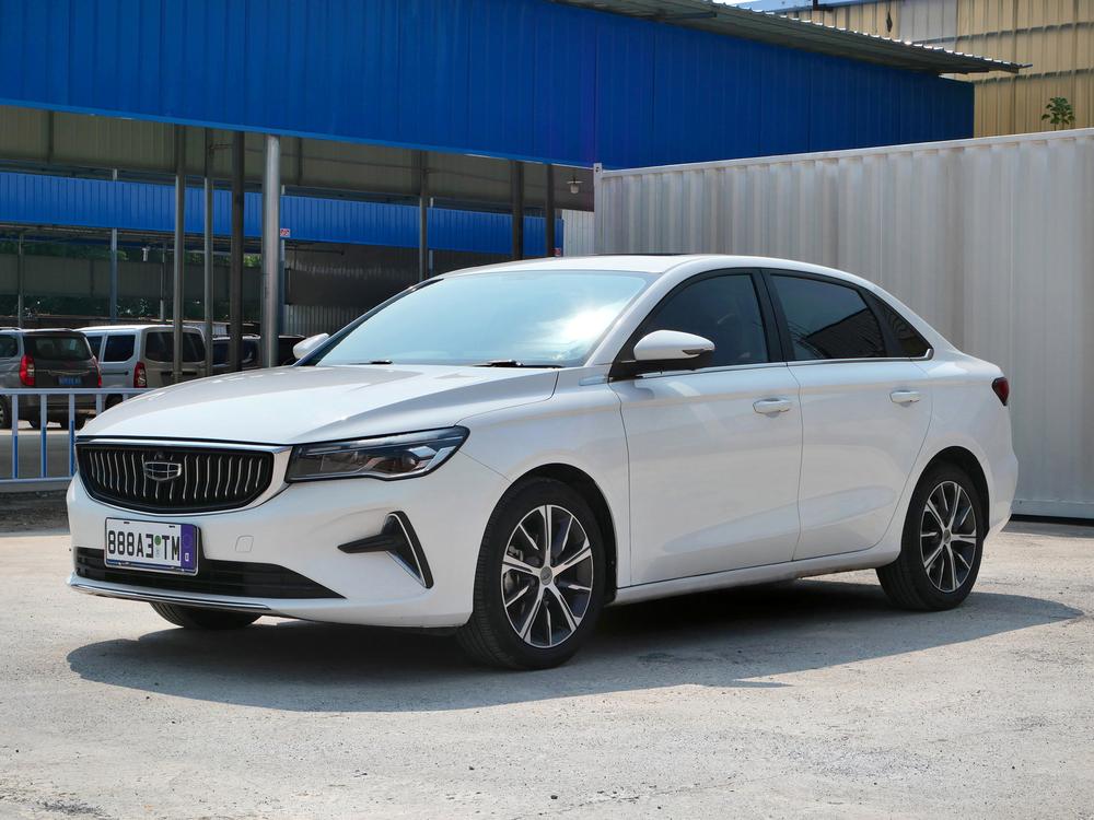 GEELY Emgrand 2021 GEELY Emgrand 2021 immagine di auto
