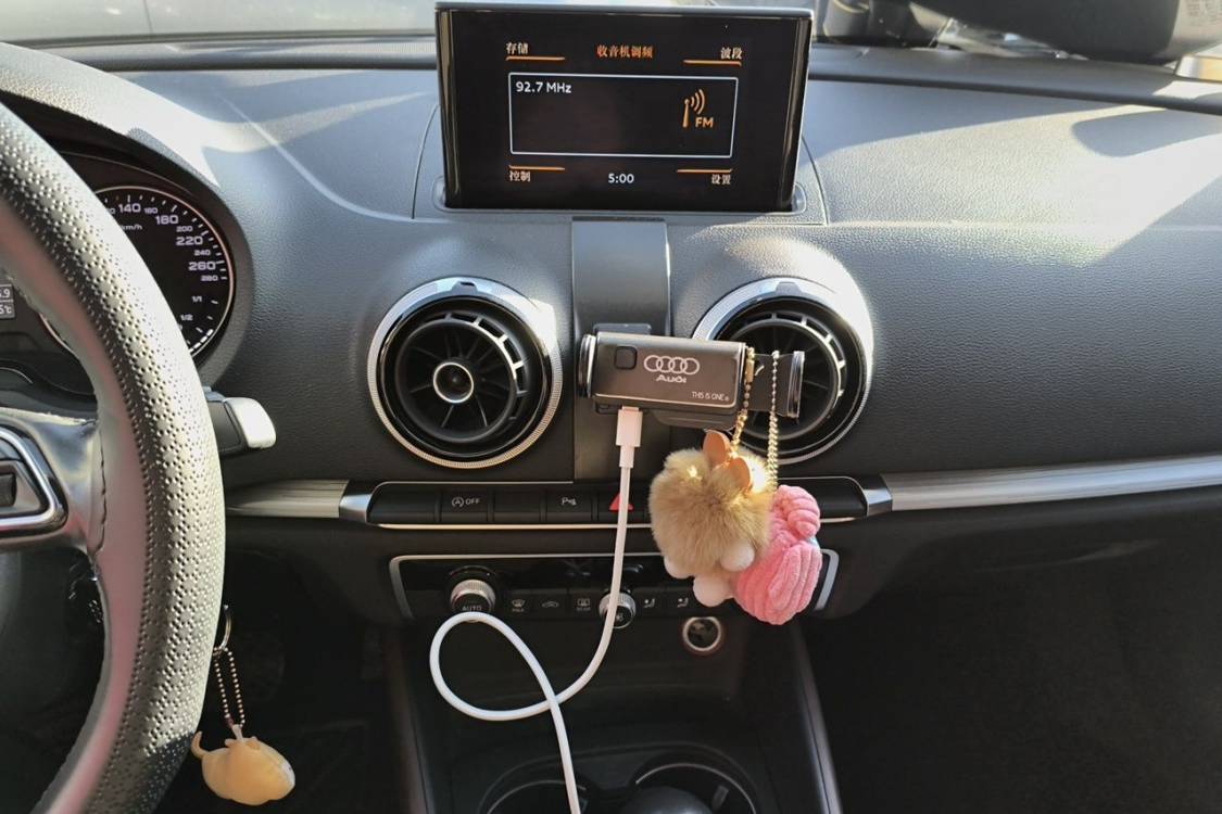 Audi A3 2015 car image #26