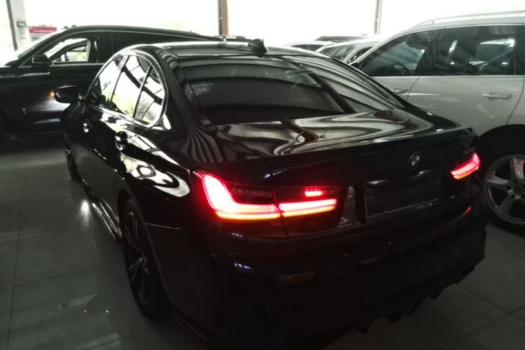 BMW 3 Series 2020 #7 BMW 3 Series 2020 car image #7