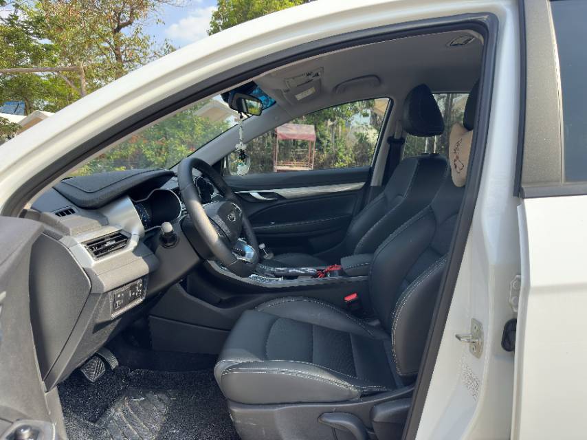 GEELY Emgrand 2020 car image #5