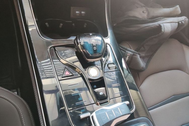 BYD Han 2022 immagine di auto #18