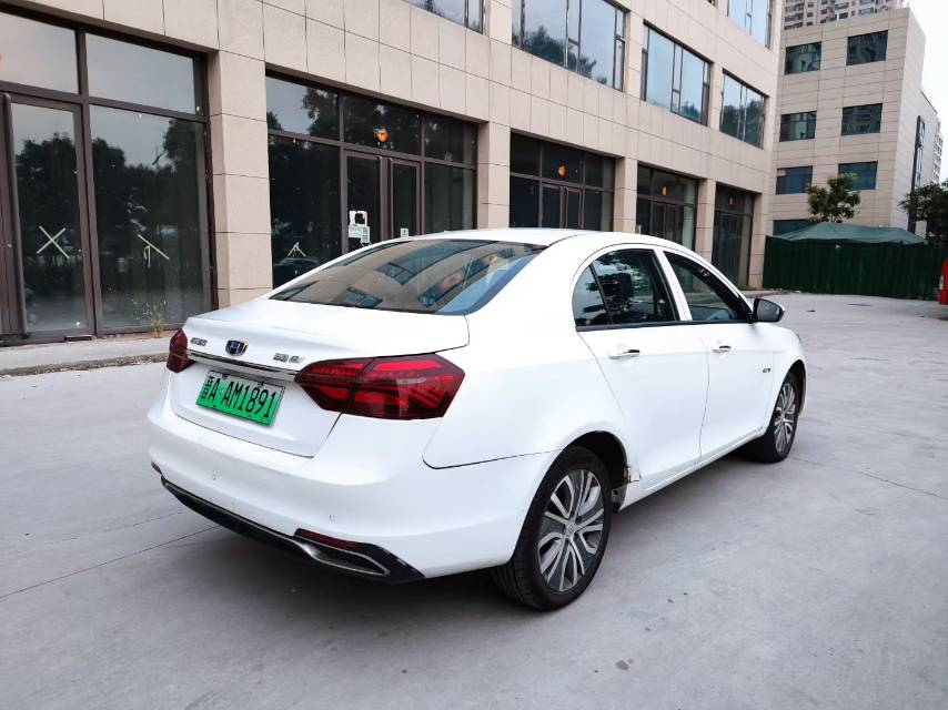 GEELY Emgrand New Energy 2019 #4 GEELY Emgrand New Energy 2019 imagen de coche #4