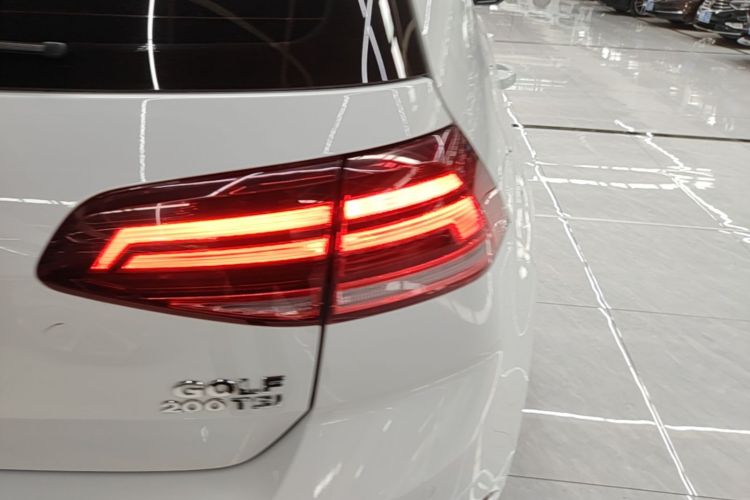 Volkswagen Golf 2020 #8 Volkswagen Golf 2020 car image #8