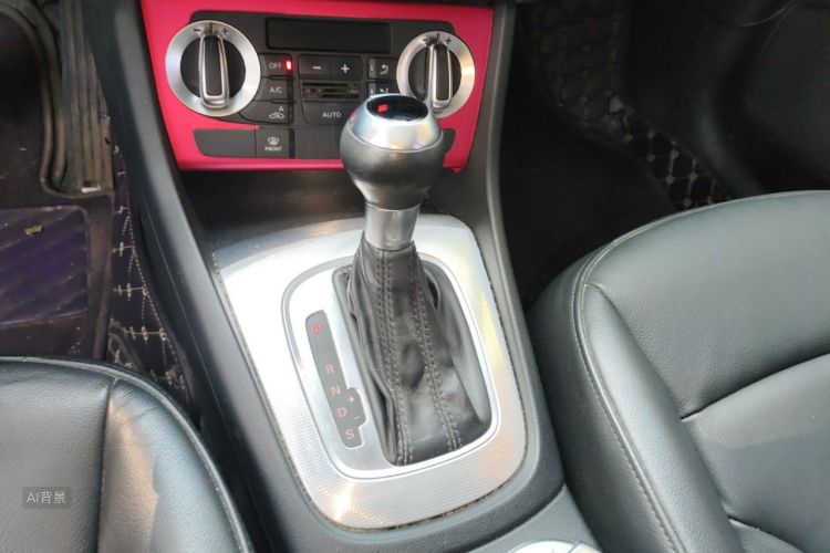 Audi Q3 2015 #16 Audi Q3 2015 car image #16
