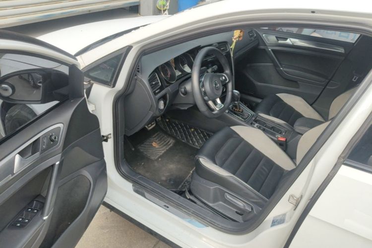 Volkswagen Golf 2019 #16 Volkswagen Golf 2019 car image #16