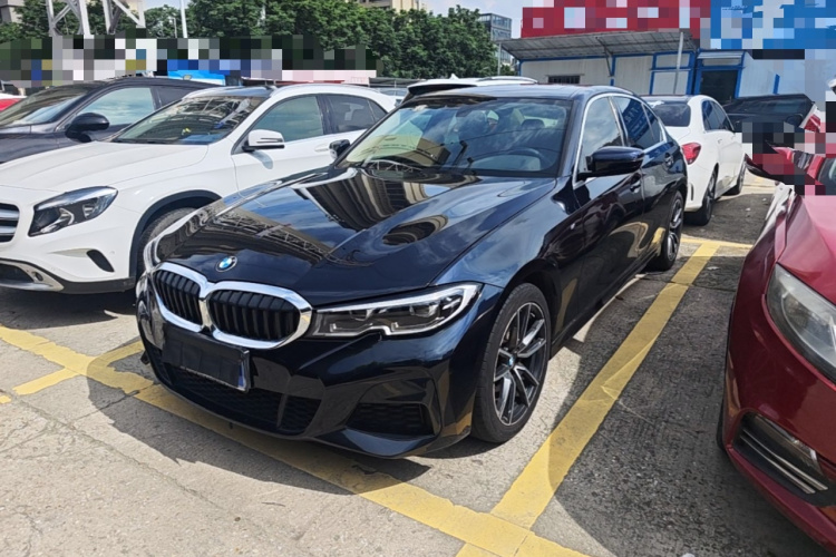 BMW 3 Series 2022 #2 BMW 3 Series 2022 car image #2