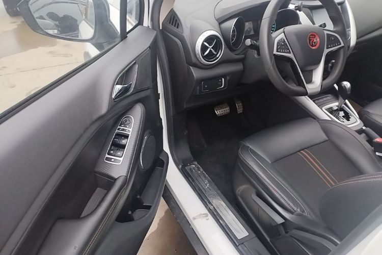 BYD Yuan 2017 #12 BYD Yuan 2017 car image #12