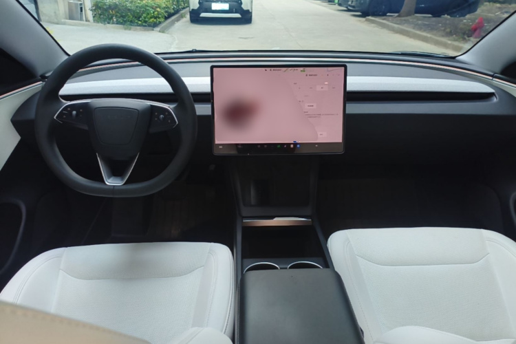 Tesla Model 3 2024 #10 Tesla Model 3 2024 car image #10