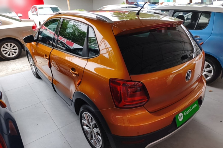 Volkswagen Polo 2015 #5 Volkswagen Polo 2015 car image #5