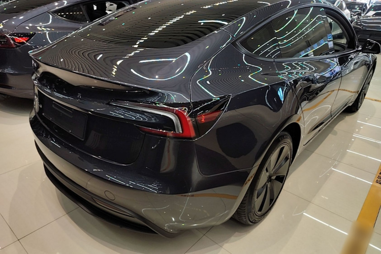 Tesla Model 3 2024 #7 Tesla Model 3 2024 car image #7