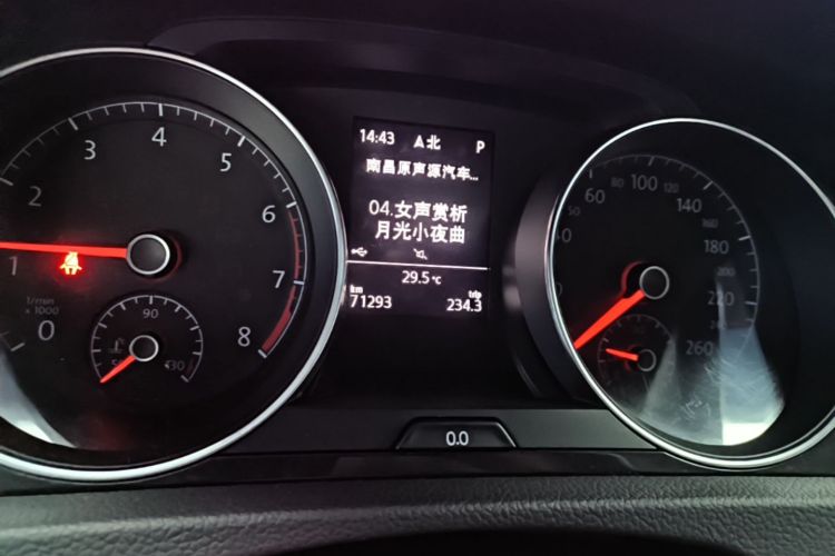 Volkswagen Golf 2020 car image #12