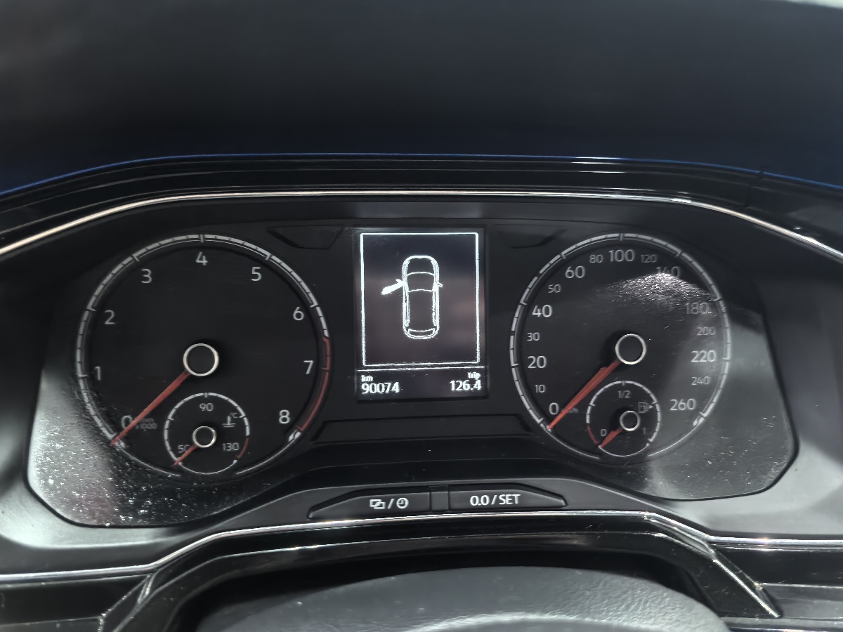 Volkswagen Polo 2021 car image #5