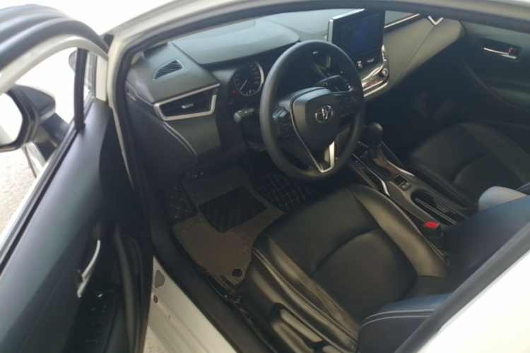 Toyota Corolla 2021 immagine di auto #16