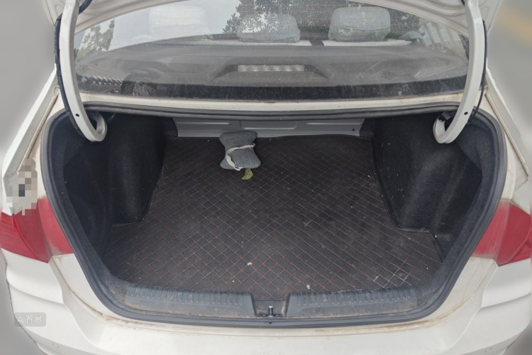 Volkswagen Santana 2020 car image #21