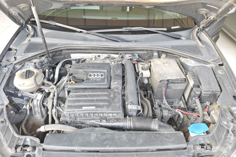 Audi A3 2016 car image #26