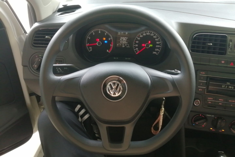 Volkswagen Polo 2016 #11 Volkswagen Polo 2016 car image #11