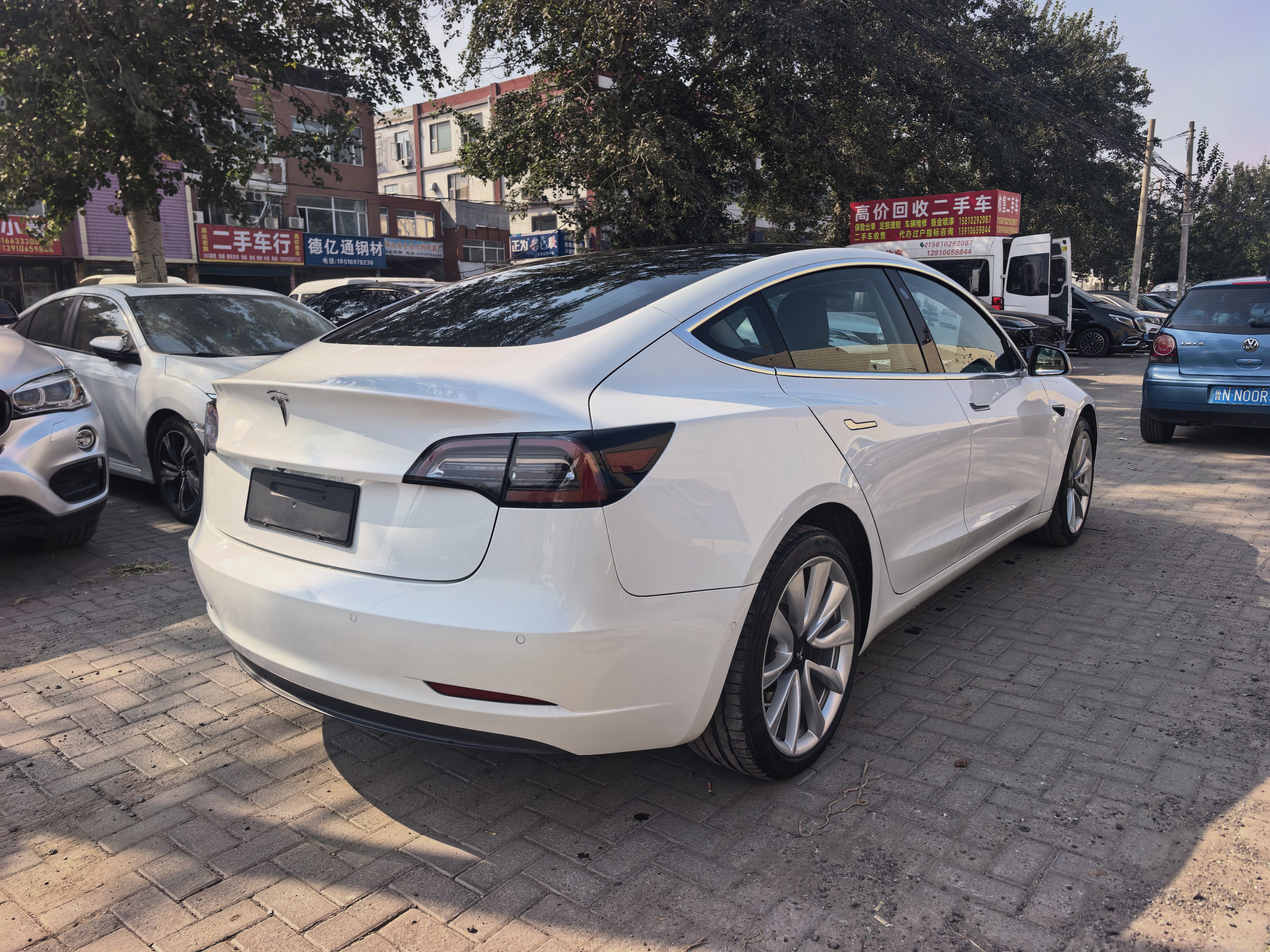 Tesla Model 3 2020 immagine di auto #3