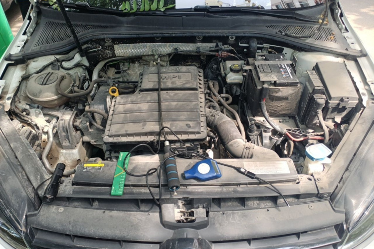 Volkswagen Golf 2018 car image #22