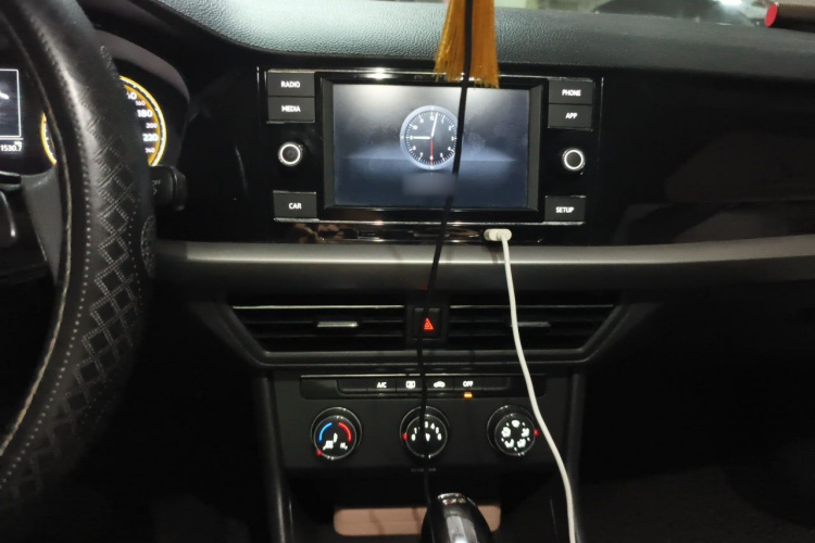 Volkswagen Lavida 2019 car image #16