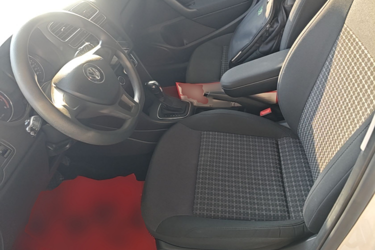 Volkswagen Polo 2016 #15 Volkswagen Polo 2016 car image #15