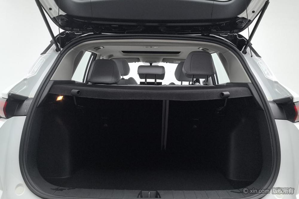 GEELY Coolray 2025 car image #23