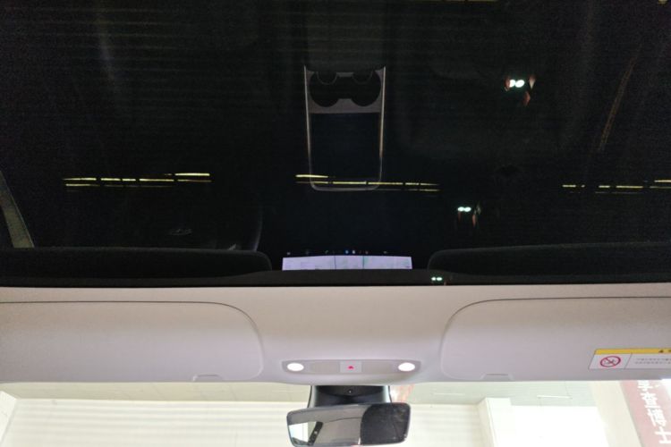 Tesla Model 3 2021 #18 Tesla Model 3 2021 car image #18