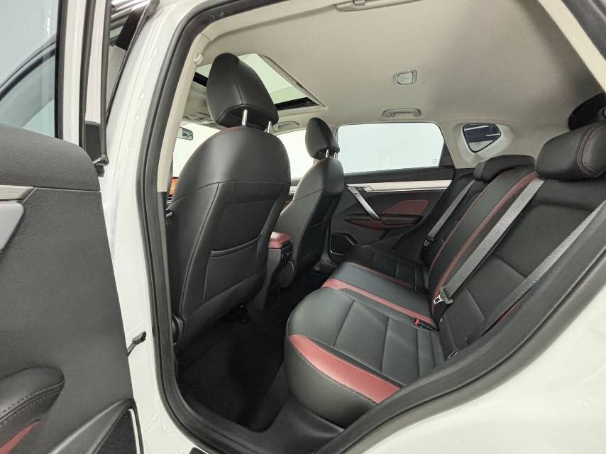GEELY Coolray 2022 car image #9