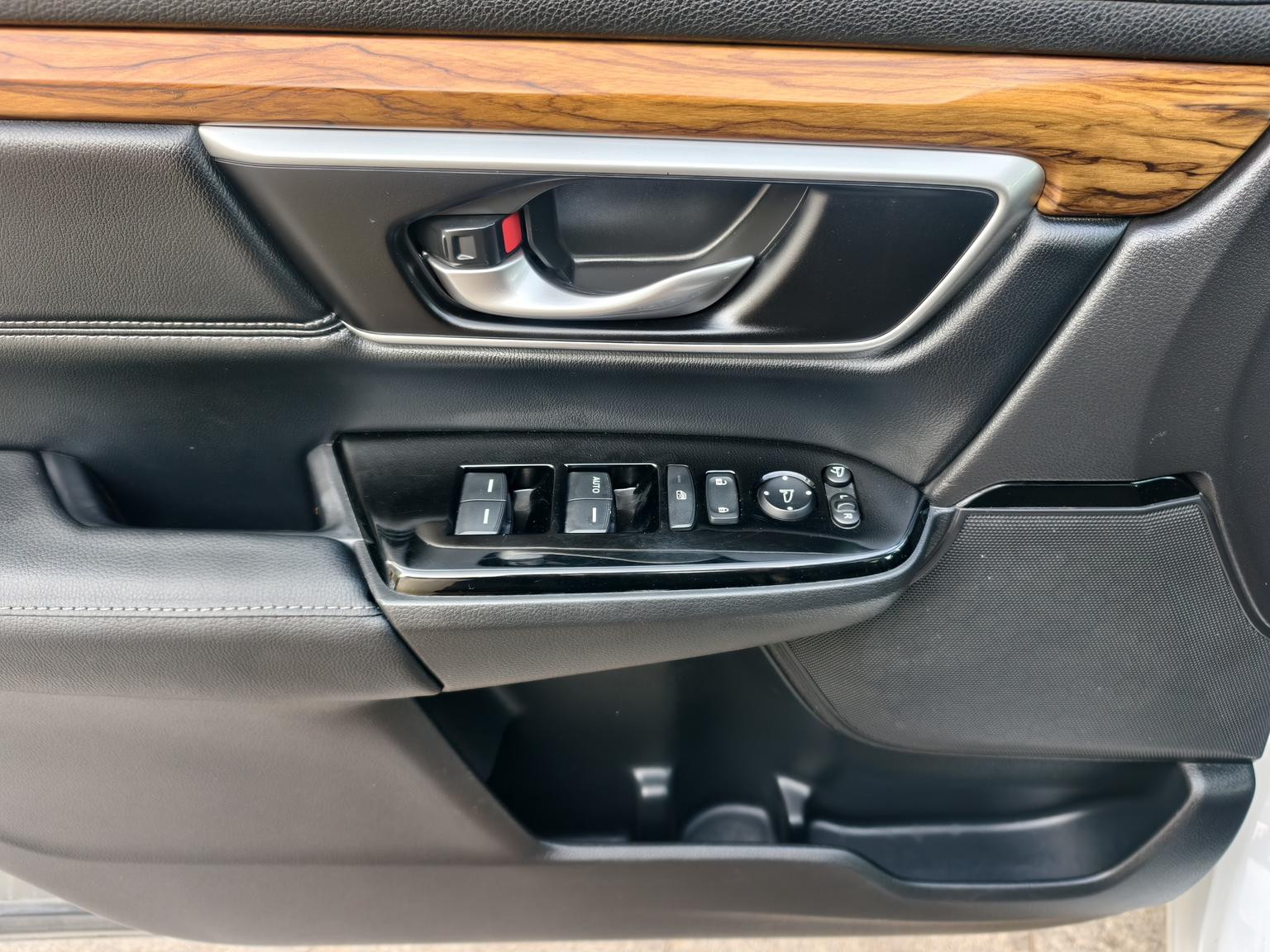 Honda CR-V 2018 #14 Honda CR-V 2018 car image #14