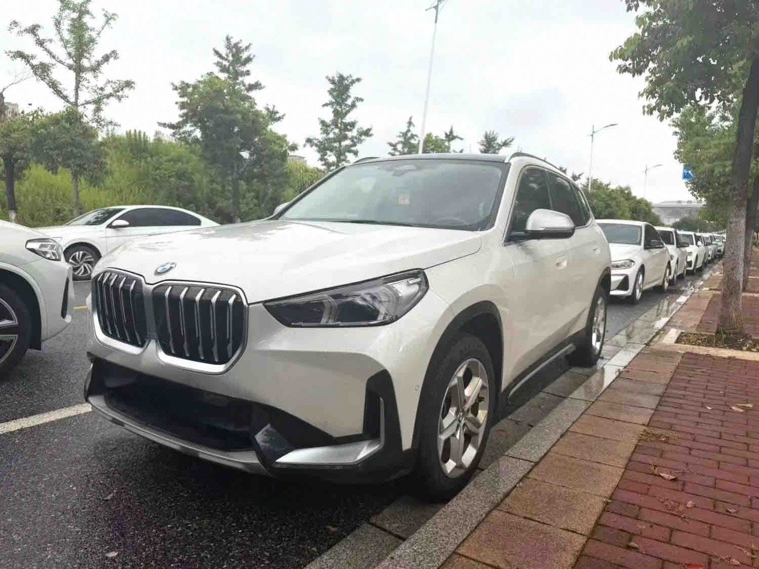 BMW X1 2023 BMW X1 2023 car image