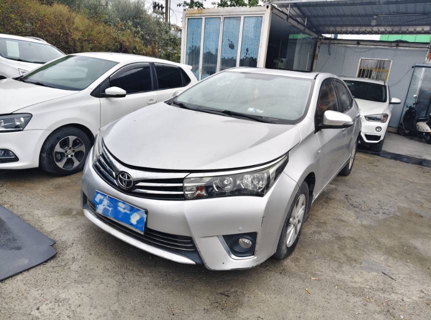 Toyota Corolla 2015 Toyota Corolla 2015 car image
