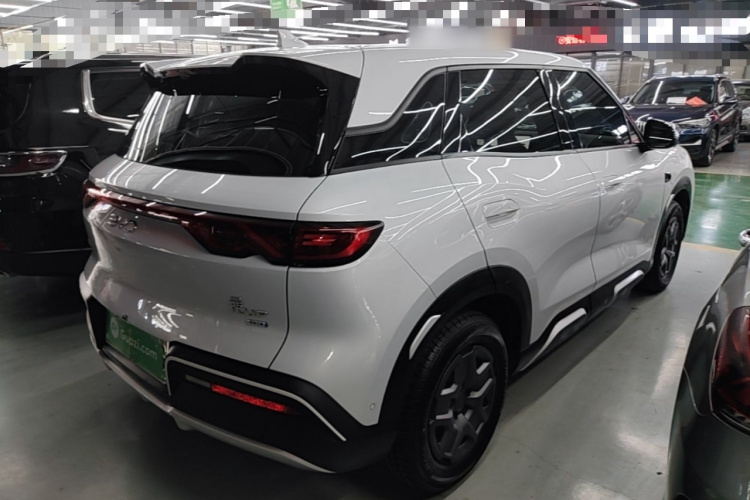 BYD YuanUP 2025 #5 BYD YuanUP 2025 car image #5