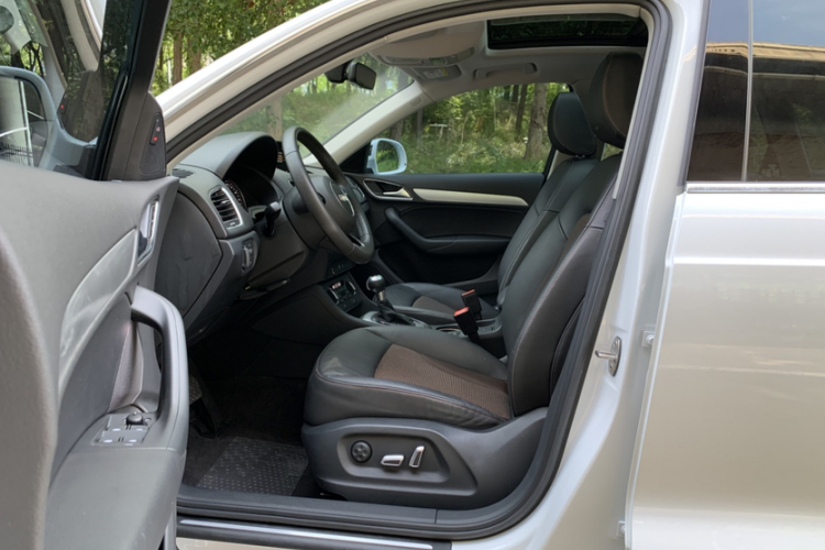 Audi Q3 2019 #14 Audi Q3 2019 car image #14