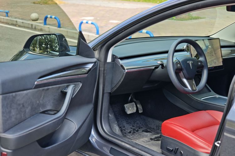 Tesla Model 3 2021 #13 Tesla Model 3 2021 car image #13